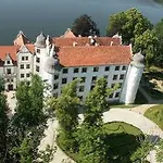 Zamek Podewils 3*