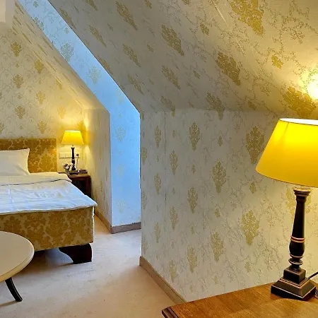 Zamek Podewils Krąg