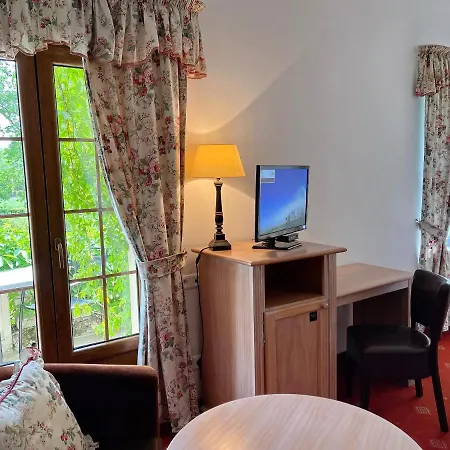 Hotel Zamek Podewils 3*