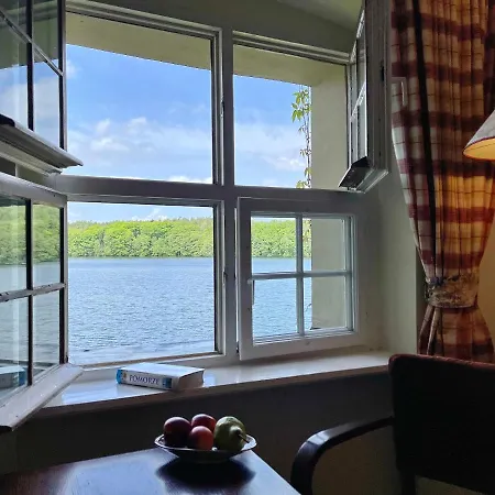 Zamek Podewils Hotel Krąg