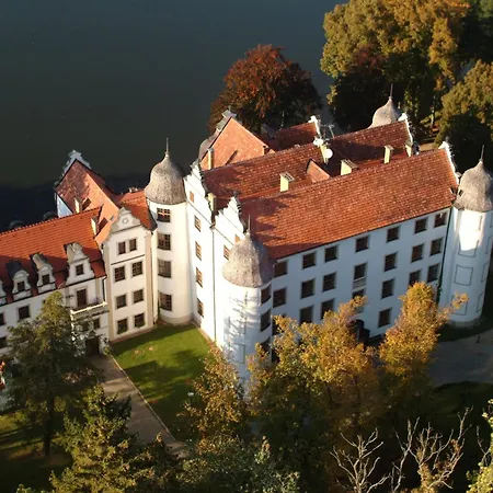 Hotel Zamek Podewils Krąg