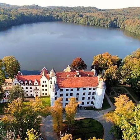 Zamek Podewils 3* Krąg