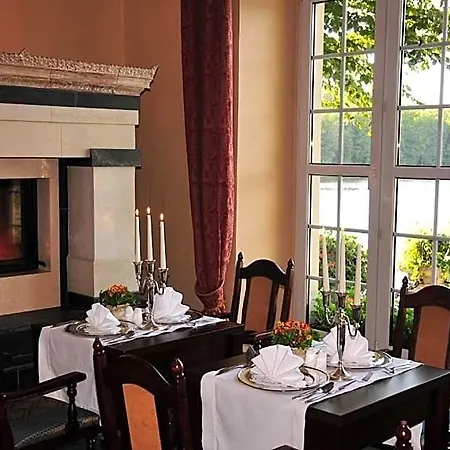 Hotel Zamek Podewils 3*