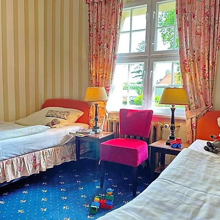 Hotel Zamek Podewils Krąg