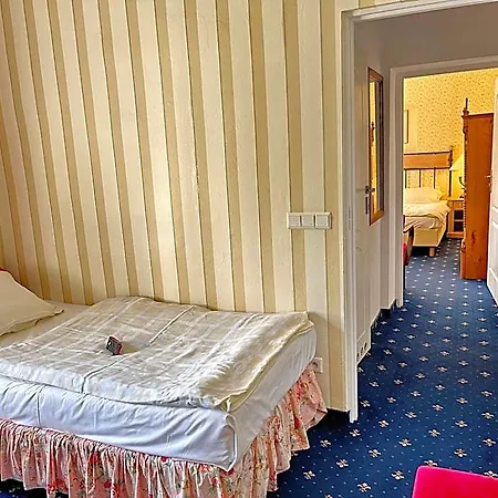Hotel Zamek Podewils