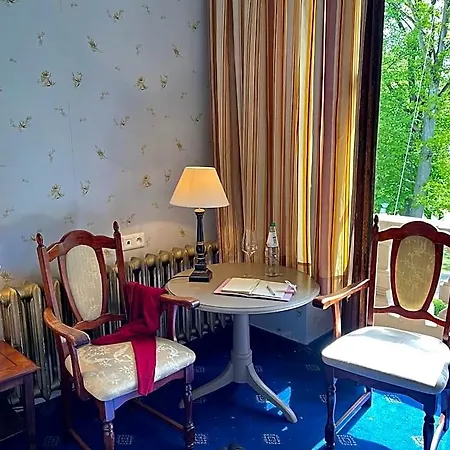 Zamek Podewils Hotel 3*