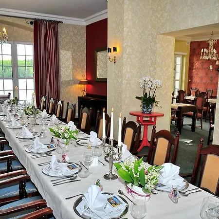 Podewils Castle Hotel Krąg