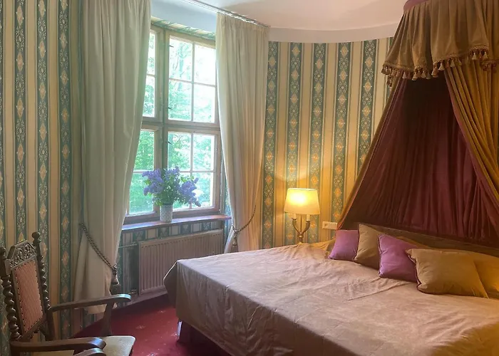 Zamek Podewils Hotel 3*