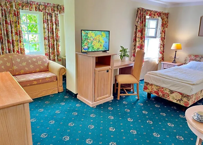 Hotel Zamek Podewils 3*