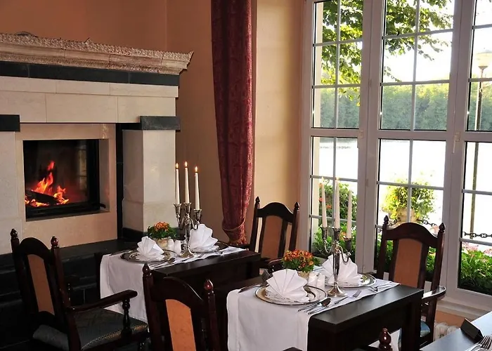 Hotel Zamek Podewils Krag (Koszalin)